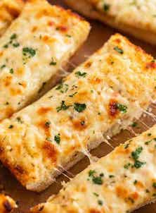Andrej-Cheesy-Garlic-Bread